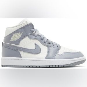 Gently used Nike Air Jordan 1 Mid Women’s sneaker 7.5